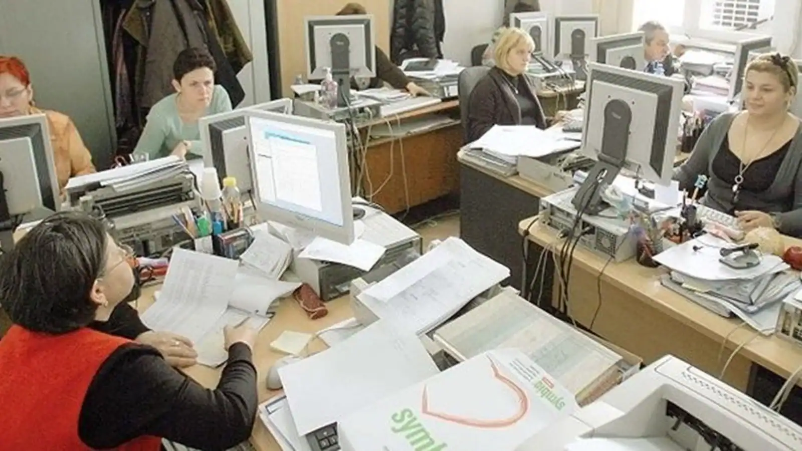 „Cutremur” în administrația publică: Soții și rudele aflate în raporturi ierarhice directe au 60 de zile să rezolve incompatibilitatea