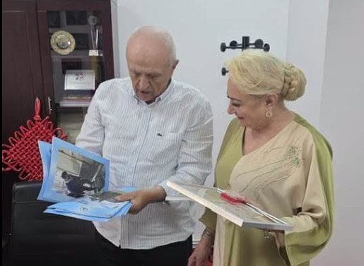 Mircea Cosma, întâlnire importantă la Casa Româno-Chineză, pe tema dezvoltării câmpurilor de energie electrică fotovoltaică cu sisteme de stocare Mircea Cosma, întâlnire importantă la Casa Româno-Chineză, pe tema dezvoltării câmpurilor de energie electrică fotovoltaică cu sisteme de stocare