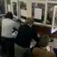 BREAKING Mii de consilieri locali și județeni din toate partidele care sunt angajați la stat intră astăzi în incompatibilitate ca urmare a unei modificări legislative făcute de Parlament