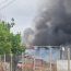 UPDATE VIDEO: Incendiu violent la o hală cu diluanți, lângă Rafinăria Lukoil