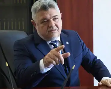 Ninel Peia, după ce s-a stabilit că Senatul va investiga întâlnirea dintre Ilie Bolojan și șefa CCR: ‘Încep audierile. E ceva unic. O victorie a românilor’ Ninel Peia, după ce s-a stabilit că Senatul va investiga întâlnirea dintre Ilie Bolojan și șefa CCR: ‘Încep audierile. E ceva unic. O victorie a românilor’