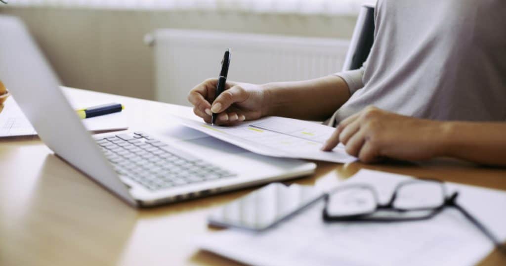 Casa de Pensii a lansat o nouă platformă online. Ce pot rezolva pensionarii și angajații de acasă, fără să meargă la ghișeu