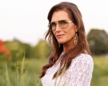 Brooke Shields, în costum de baie la 61 de ani. A făcut senzație în vacanța petrecută în Croația