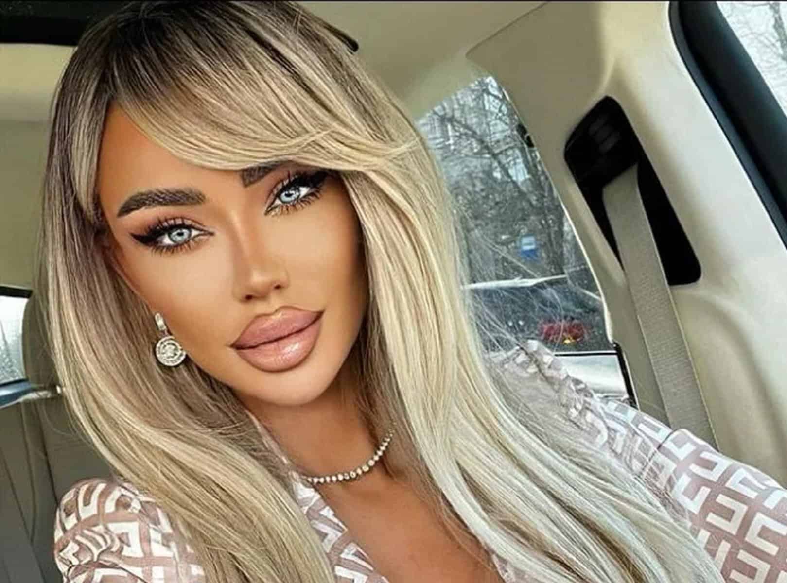 Bianca Drăgușanu, moment de reculegere la Mănăstirea Plumbuita. Ce spune despre credință Bianca Drăgușanu, moment de reculegere la Mănăstirea Plumbuita. Ce spune despre credință