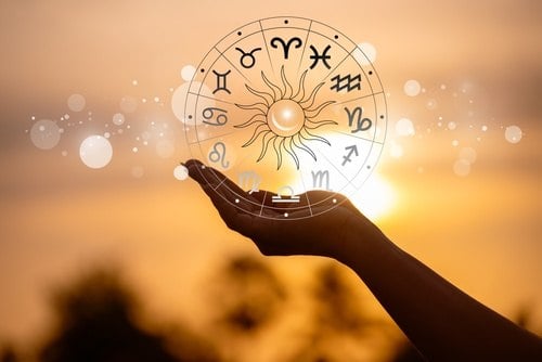 Horoscop marți, 8 septembrie. O zodie are parte de o întâlnire neașteptată. Destinul îi schimbă planurile
