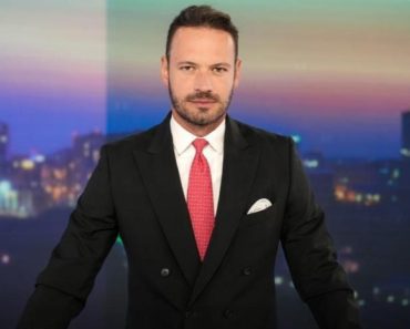 „Mister Pancu” face furori pe TikTok! Prezentatorul de la Antena 1, de nerecunoscut. Femeile l-au asaltat cu mesaje „Mister Pancu” face furori pe TikTok! Prezentatorul de la Antena 1, de nerecunoscut. Femeile l-au asaltat cu mesaje