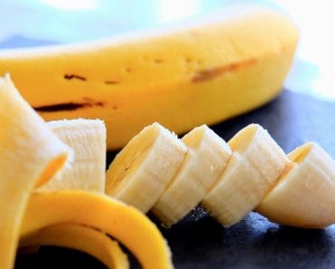 Cum faci bananele să reziste mai mult? Obiectul banal din bucătărie care le păstrează proaspete Cum faci bananele să reziste mai mult? Obiectul banal din bucătărie care le păstrează proaspete