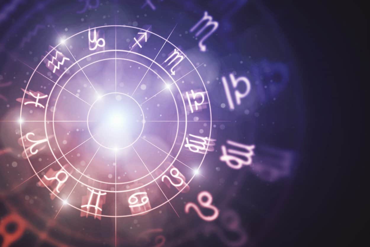 Horoscop luni, 14 septembrie. Fecioarele vor avea probleme în cuplu. Ce îi așteaptă pe Raci