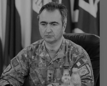 Ce a făcut Alice, amanta, în timp ce generalul Dorin Ioniță era condus pe ultimul drum. Gestul femeii ridică semne de întrebare