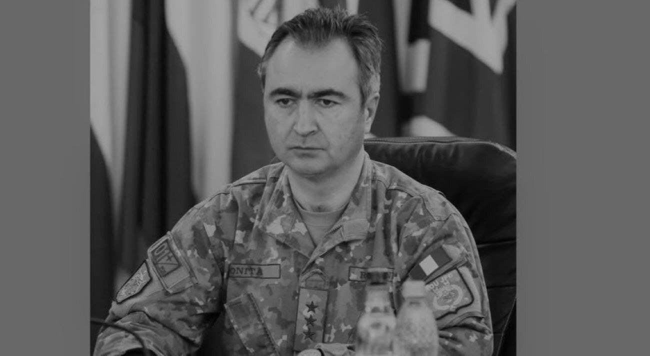 Ce a făcut Alice, amanta, în timp ce generalul Dorin Ioniță era condus pe ultimul drum. Gestul femeii ridică semne de întrebare