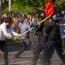 Piața Victoriei, sub asediu: imagini cu ce nu s-a văzut la TV din ciocnirile dintre protestatari și jandarmi