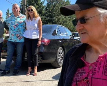 A scăpat de restanțe! Cine i-a achitat lui Irinel Columbeanu datoria de 5.000 de euro la azil: „E cu plata la zi!” A scăpat de restanțe! Cine i-a achitat lui Irinel Columbeanu datoria de 5.000 de euro la azil: „E cu plata la zi!”