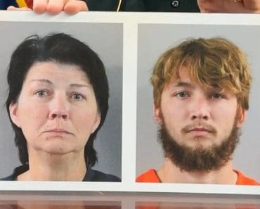 Și-a acuzat fiul că a lovit-o, iar el a spus polițiștilor secretul lor. Mamă și fiu, acuzați de incest