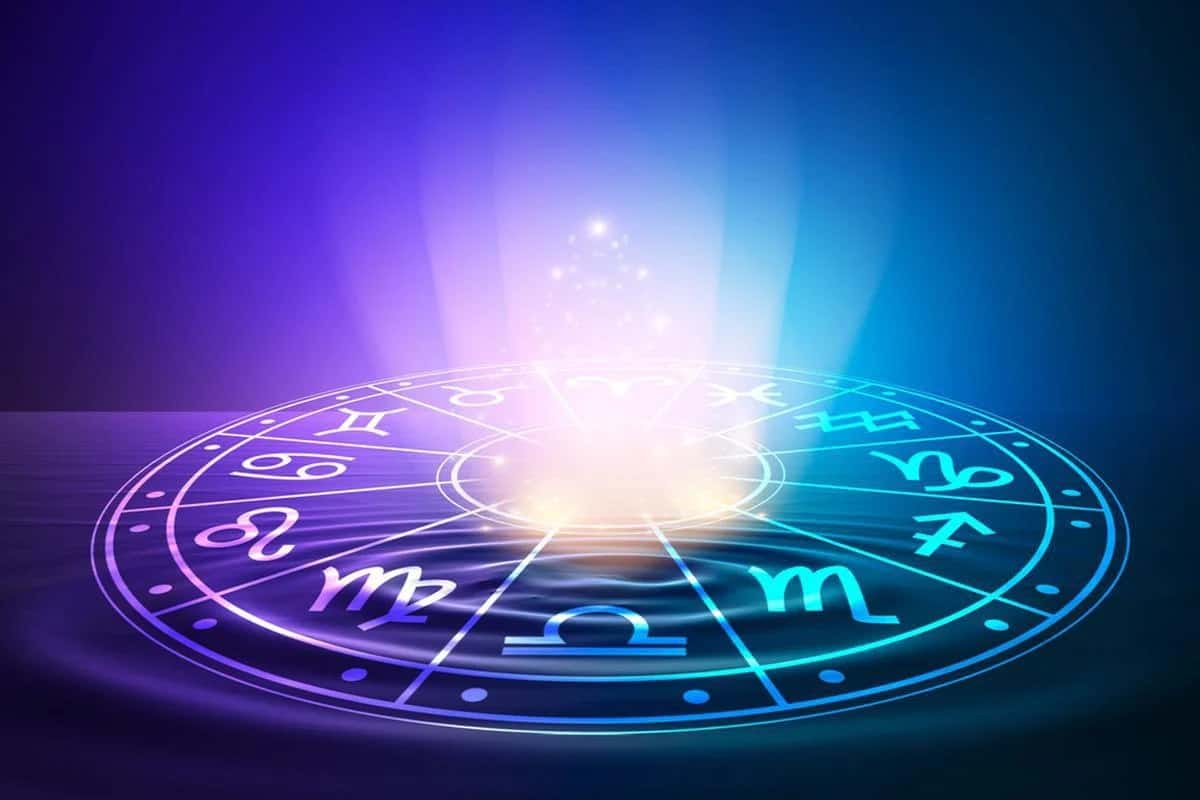 Horoscop 20 septembrie. Taurii au noroc la bani și în dragoste, Balanța primește o veste importantă