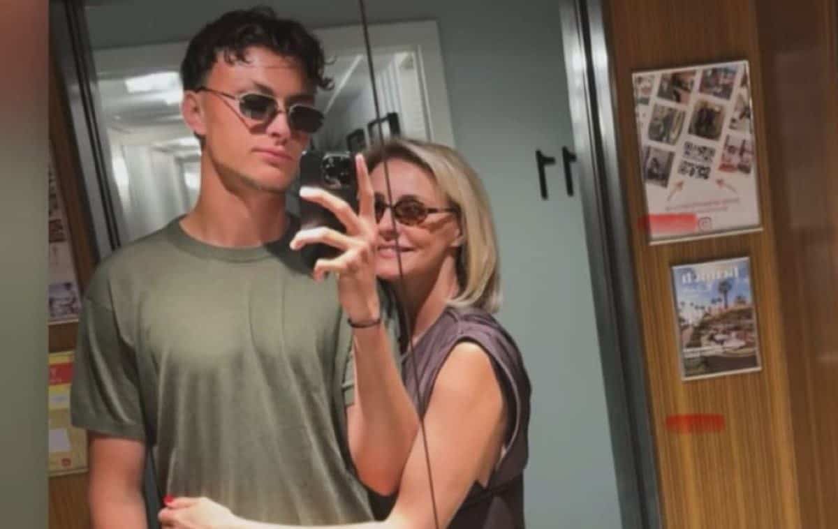 Diana Șucu, mesaj după golul fiului său la Rapid! Ce a scris după debutul spectaculos al lui Andrei Șucu Diana Șucu, mesaj după golul fiului său la Rapid! Ce a scris după debutul spectaculos al lui Andrei Șucu