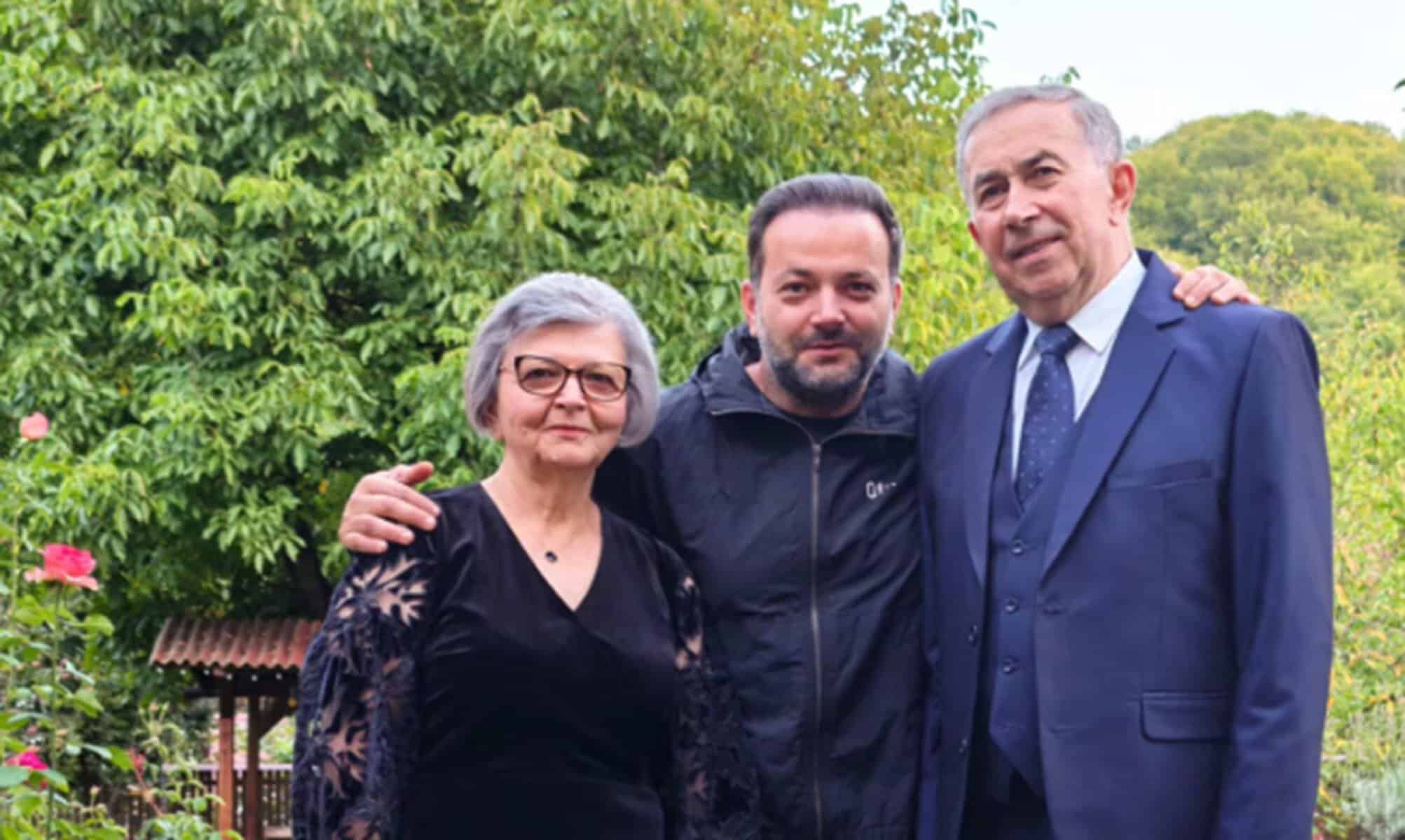 Gestul emoționant făcut de Mihai Morar de ziua mamei sale. Ce i-a oferit la împlinirea vârstei de 70 de ani Gestul emoționant făcut de Mihai Morar de ziua mamei sale. Ce i-a oferit la împlinirea vârstei de 70 de ani