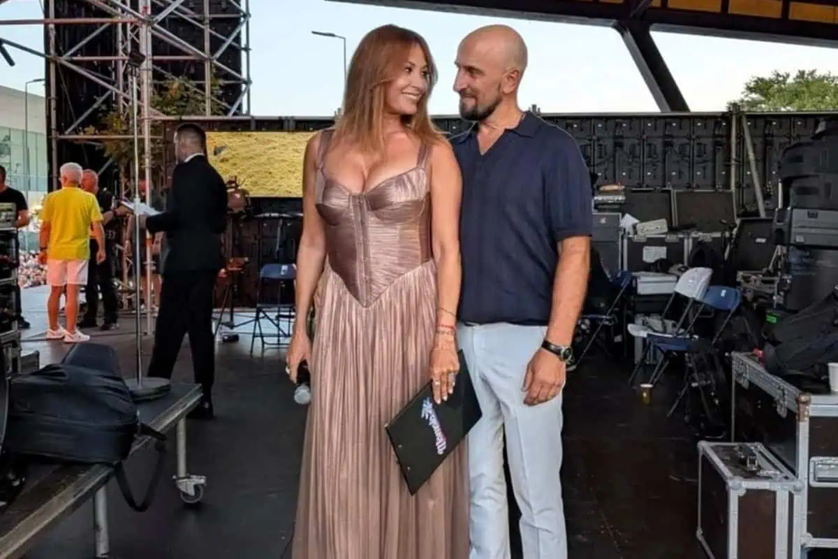 Anca Țurcașiu, speriată de gestul lui Călin Șerban: „Să nu mă ceri de nevastă” Anca Țurcașiu, speriată de gestul lui Călin Șerban: „Să nu mă ceri de nevastă”