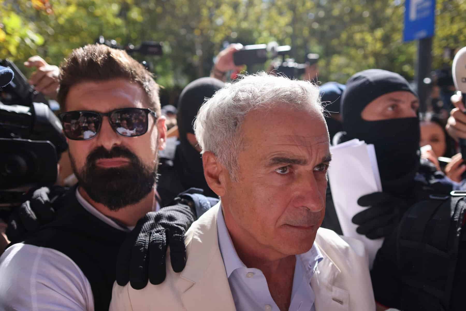 Cum și-a petrecut Călin Georgescu prima noapte în arest. Ce a refuzat să facă