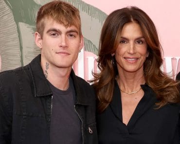 Cindy Crawford și Rande Gerber, devastați după moartea fiului lor. „Nu au renunțat niciodată la el” Cindy Crawford și Rande Gerber, devastați după moartea fiului lor. „Nu au renunțat niciodată la el”