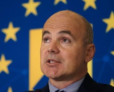 Rareş Bogdan: Recomand parlamentarilor din Platforma-Liberal Conservatoare să voteze „Guvernul undercover Bolojan 2”