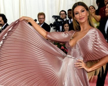 De ce s-ar fi destrămat căsnicia lui Tom Brady cu Gisele Bündchen. „Nu poate să mănânce în oraș sau să iasă fără să provoace o scenă”