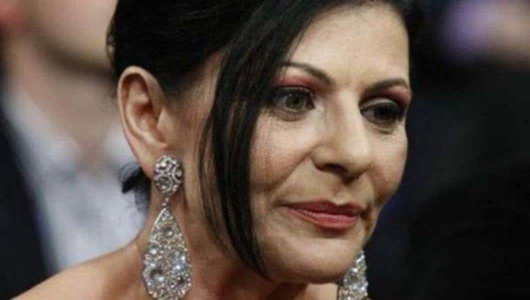 Elena Cârstea renunță la o afacere care îi aducea mii de dolari. Ce se întâmplă acum cu pisicile sale