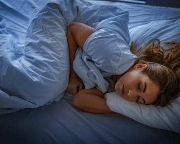 Cum să adormi mai repede dacă te trezești în miezul nopții. 5 metode simple care te pot ajuta Cum să adormi mai repede dacă te trezești în miezul nopții. 5 metode simple care te pot ajuta