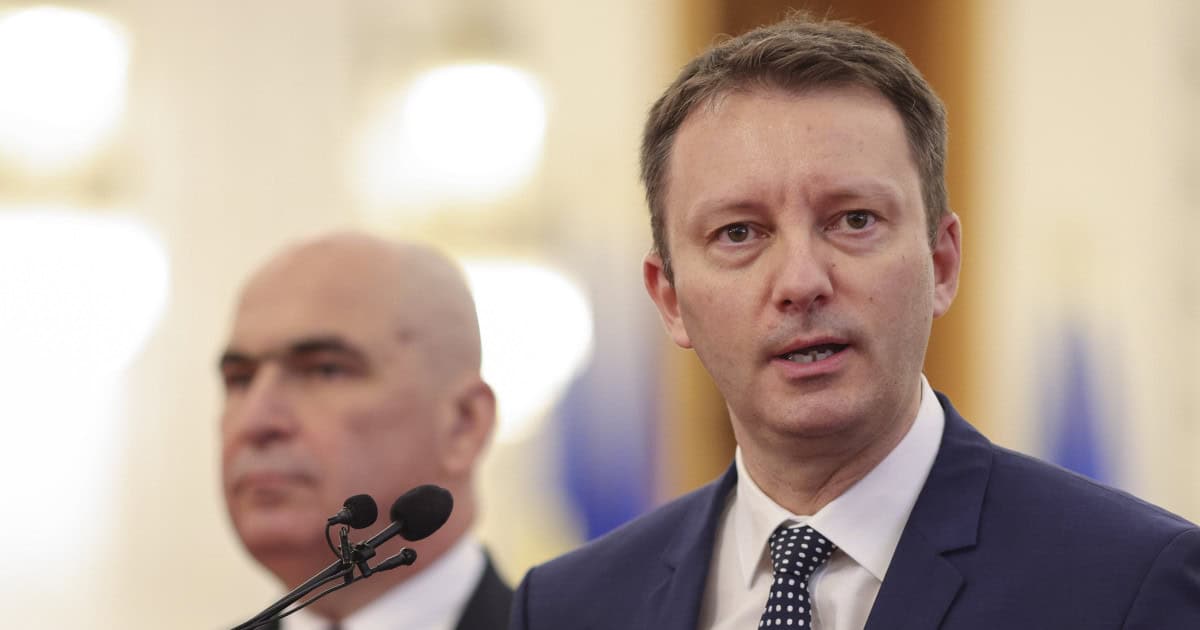 Scenariul respingerii guvernului Mureșan: PNL ia în calcul să sesizeze CCR dacă Nicușor Dan nu convoacă alegerile anticipate