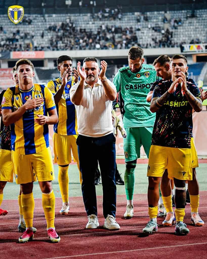 Adrenalină de la mister! Discursurile îi motivează pe fotbaliștii Petrolului