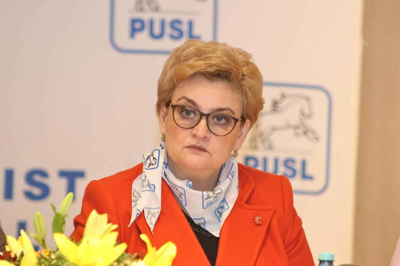 Grațiela Gavrilescu: „ROMÂNIA SĂRĂCEȘTE! Datele oficiale o confirmă!” Grațiela Gavrilescu: „ROMÂNIA SĂRĂCEȘTE! Datele oficiale o confirmă!”