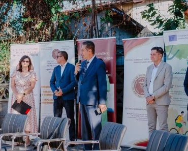 Paul Palaș, consilier local PSD, s-a întors la Colegiul Economic „Virgil Madgearu”, după 38 de ani: „A fost, într-adevăr, o întoarcere acasă” Paul Palaș, consilier local PSD, s-a întors la Colegiul Economic „Virgil Madgearu”, după 38 de ani: „A fost, într-adevăr, o întoarcere acasă”
