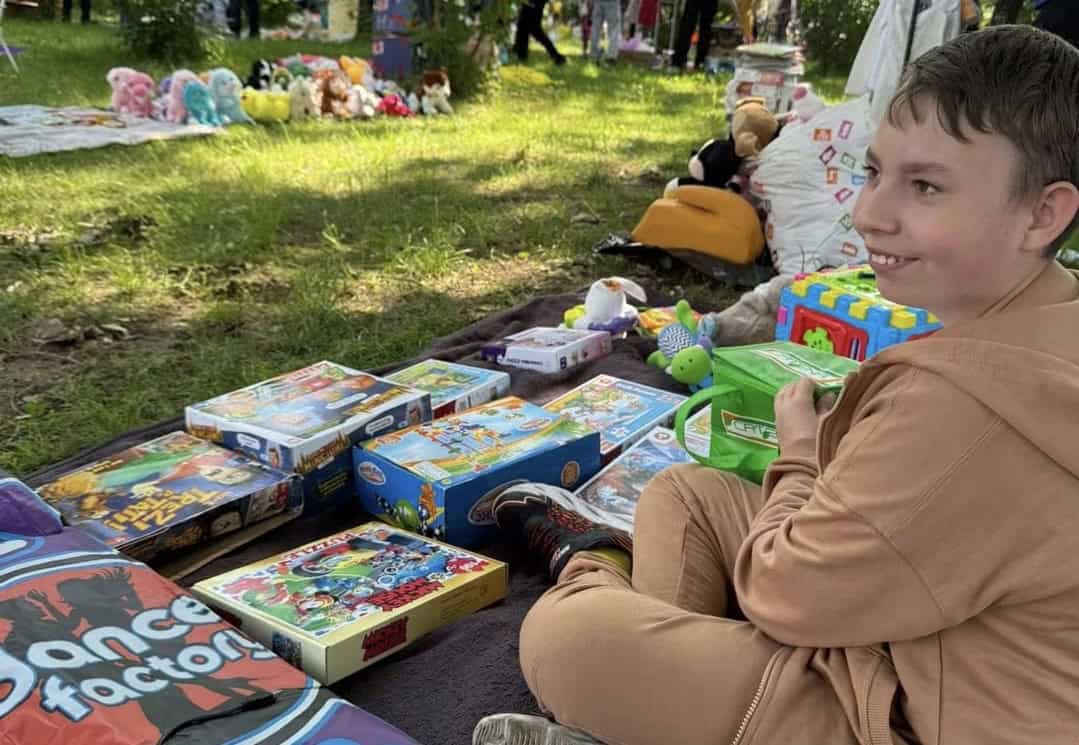 Ploiești/ La doar 13 ani, Denis are nevoie de ajutor pentru o operație la coloană. Familia are nevoie de peste 30.000 de euro