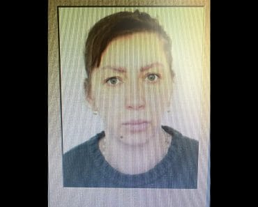ALERTĂ! O tânără din Ploiești a dispărut fără urmă. Daca o vedeți, sunați la 112! ALERTĂ! O tânără din Ploiești a dispărut fără urmă. Daca o vedeți, sunați la 112!