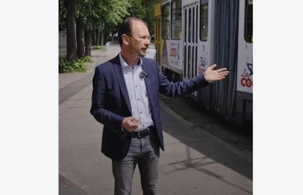 Ploieștiul a primit avizul Ministerului Finanțelor pentru mega-creditul de 36 de milioane de euro din care vor fi cumpărate noile tramvaie. Alte 5 milioane de euro vor fi alocate din bugetul Ploieștiului