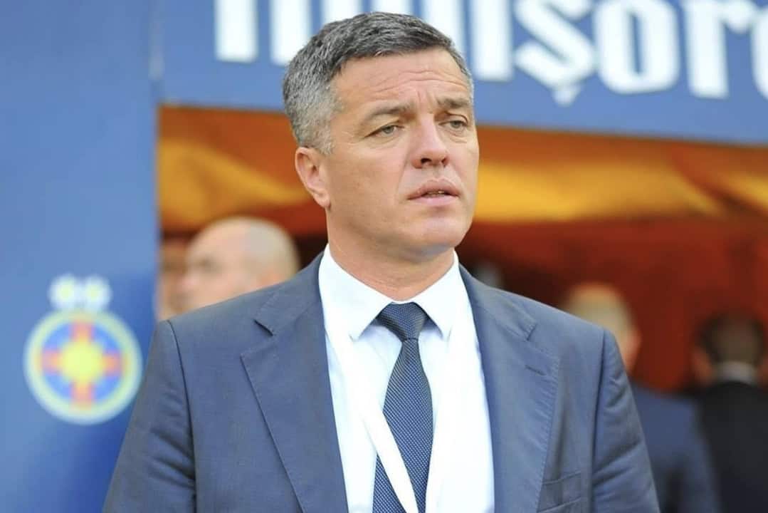 EXCLUSIV/Cristian Nica, fost arbitru FIFA, preia conducerea Clubului Sportiv alPHa Prahova. Experiență internațională pentru un club care vrea performanță EXCLUSIV/Cristian Nica, fost arbitru FIFA, preia conducerea Clubului Sportiv alPHa Prahova. Experiență internațională pentru un club care vrea performanță