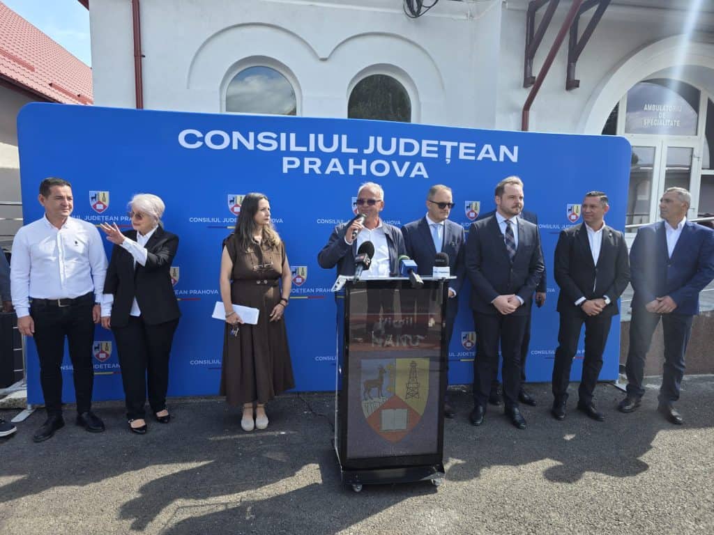 VIDEO: Virgil Nanu și Alexandru Rogobete, la inaugurarea ambulatoriului spitalului din Vălenii de Munte
