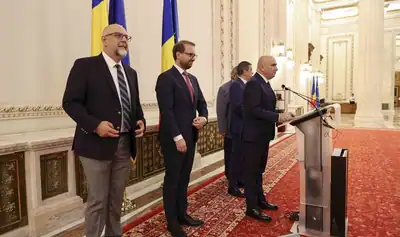 UDMR se delimitează de austeritatea lui Bolojan: cere un an de pauză de la reducerea deficitului și avertizează că noi tăieri ar lovi economia UDMR se delimitează de austeritatea lui Bolojan: cere un an de pauză de la reducerea deficitului și avertizează că noi tăieri ar lovi economia
