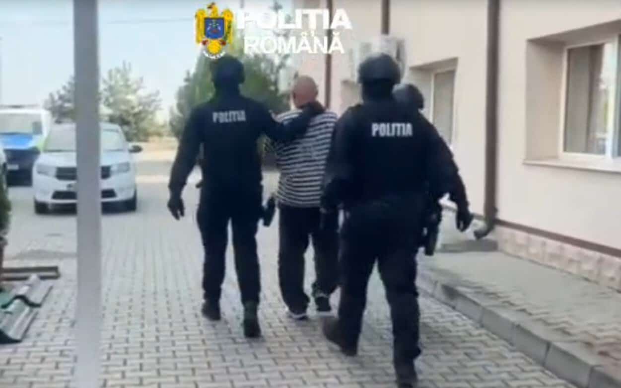 Un bărbat din Florești a pus doi copii să incendieze două mașini
