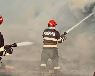 Zi de foc pentru salvatorii prahoveni: 66 de intervenții în numai 24 de ore Zi de foc pentru salvatorii prahoveni: 66 de intervenții în numai 24 de ore