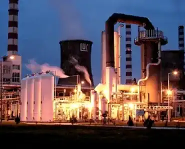 Care este planul de reorganizare a rafinăriei Petrotel – Lukoil după intrarea în insolvență. Declarațiile exclusive ale directorului general executiv și președinte al directoratului