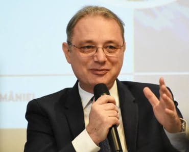 Ce avere are Luca Niculescu, premierul desemnat de Nicușor Dan. Apartamentele, terenurile și economiile din declarația de avere Ce avere are Luca Niculescu, premierul desemnat de Nicușor Dan. Apartamentele, terenurile și economiile din declarația de avere