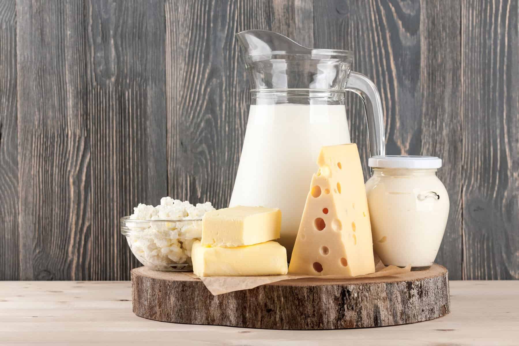 3 lactate pe care trebuie să le arunci imediat după expirare. Nu le consuma, chiar dacă par în regulă 3 lactate pe care trebuie să le arunci imediat după expirare. Nu le consuma, chiar dacă par în regulă