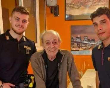 „Vreau să vorbesc cu cineva”. Ce au făcut doi polițiști după apelul unui pensionar de 84 de ani la 112