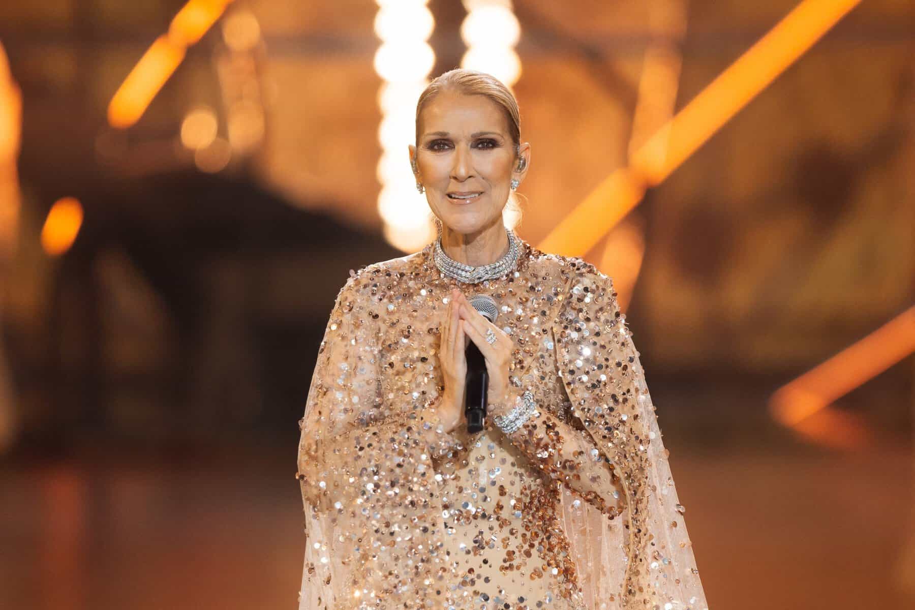 Celine Dion a căzut pe scenă în timpul unui concert de la Paris Celine Dion a căzut pe scenă în timpul unui concert de la Paris