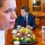 Mirabela Grădinaru, o nouă gafă vestimentară: „A îmbrăcat rochia invers, ca să nu se deoache?” Sfatul stiliștilor