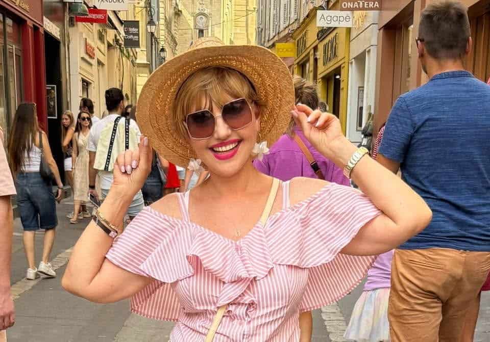 Marina Almășan, așa cum n-ai mai văzut-o! În ce ipostază s-a pozat: „Femeile de carieră au și astfel de fațete” Marina Almășan, așa cum n-ai mai văzut-o! În ce ipostază s-a pozat: „Femeile de carieră au și astfel de fațete”