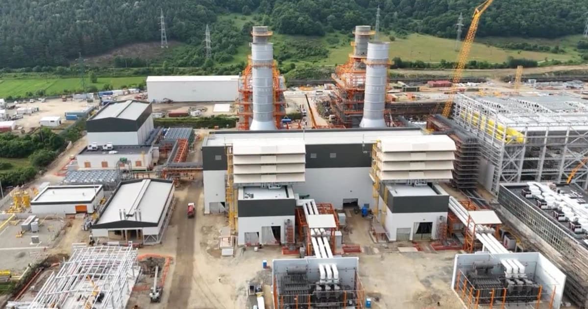 Prima turbină pe gaz a centralei Mintia a fost pornită. Bolojan: „Mai multă energie produsă în țară, mai puține importuri”