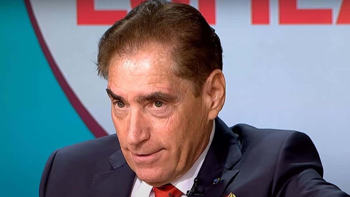 Ce pensie încasează Petre Roman la 80 de ani. Fostul premier face bani și din alte activități: „Muncesc pentru a câștiga un ban în plus” Ce pensie încasează Petre Roman la 80 de ani. Fostul premier face bani și din alte activități: „Muncesc pentru a câștiga un ban în plus”