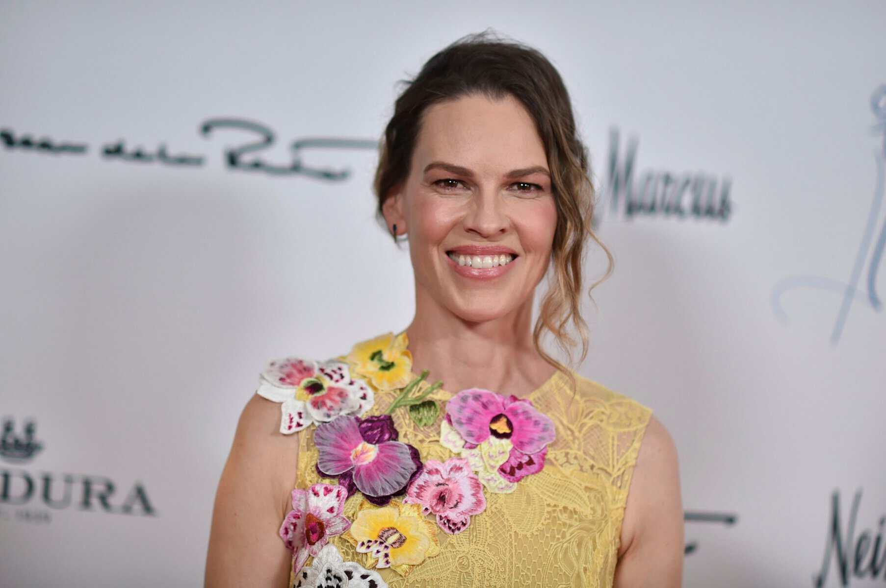 Hilary Swank este însărcinată la 52 de ani! Anunțul făcut de actriță: „Proiectul va fi gata în decembrie”