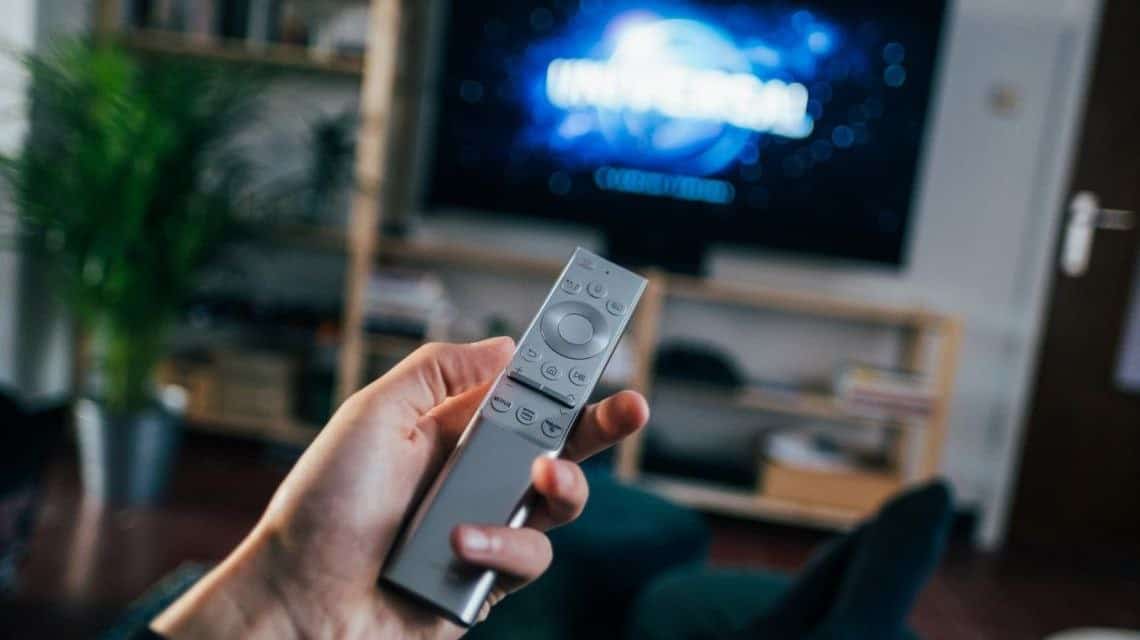 Un serial legendar, urmărit de peste un miliard de oameni, revine la TV după 25 de ani. Au apărut deja primele imagini